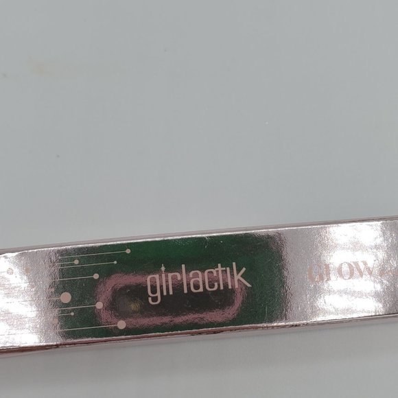 GIRLACTIK Glow On The Go Highlighter Stick in Jet Setter NEW - Picture 6 of 12